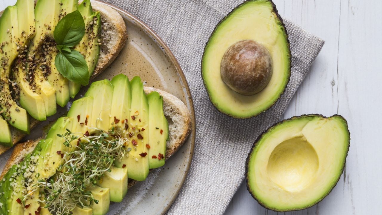 El aguacate o palta puede comerse de miuchas maneras. Esta es una de ellas (Foto: Pixabay)