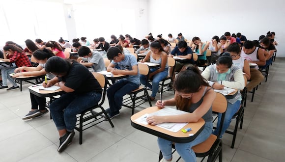 Los postulantes a la Universidad Nacional Mayor de San Marcos (UNMSM) podrán inscribirse en el actual proceso de Admisión 2024-II para intentar acceder a 4 mil 261 vacantes. (Foto: Andina /Norman Córdova)