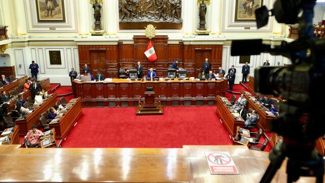 Congreso aprueba cambio en la Comisión de Ética tras renuncia de Juan Carlos Lizarzaburu a Fuerza Popular
