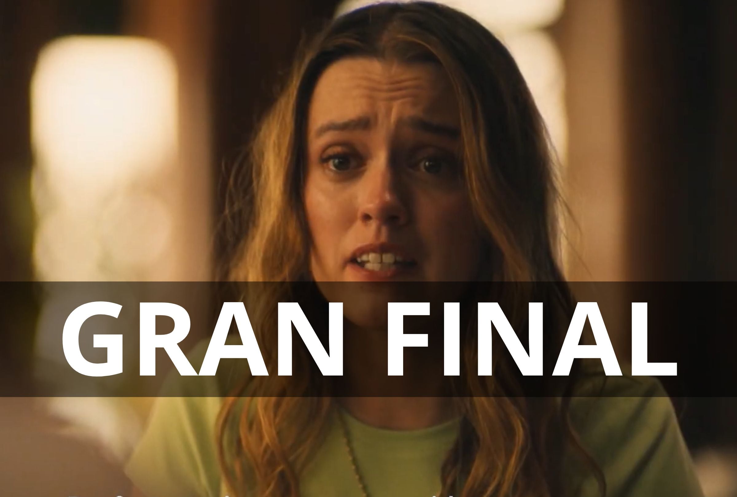 En la temporada 3 de "The White Lotus", Aimee Lou Wood le da vida a Chelsea. Ella es un espíritu libre de Manchester que viaja con Rick, su novio mucho mayor (Foto: HBO)