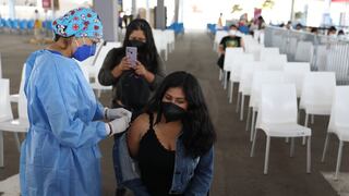 Vacunas contra el COVID-19 llegaron hace un año al país: “Se ha avanzado, pero aún hay mucho por abarcar” 