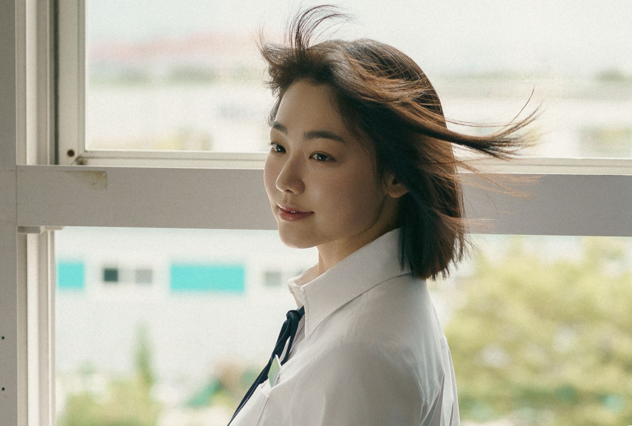 Kang Mi-na como Ko In-jeong en una escena de la película coreana "Los desenredos del amor" (Foto: Netflix)