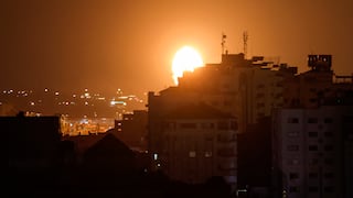 Israel lanza ataques aéreos contra Gaza en respuesta a cohetes