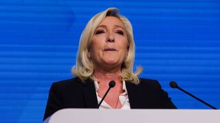 Marine Le Pen pide el voto a todos los que no han apoyado a Emmanuel Macron 