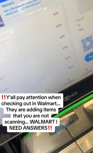 La usuaria de TikTok reportó el cobro extra realizado en la caja de autopago (Foto: TikTok)