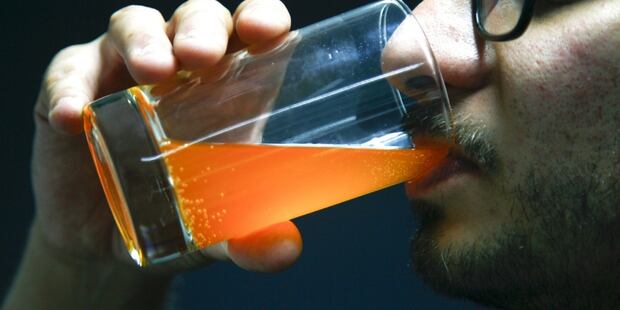 Del 2017 al 2023, el consumo de azúcar por millón de litros producidos, sin aguas plain y sin gaseosas cero azúcar, se redujo en 34%, una tendencia que según indica Málaga va acorde a lo que el consumidor requiere. (Foto: Pixabay)