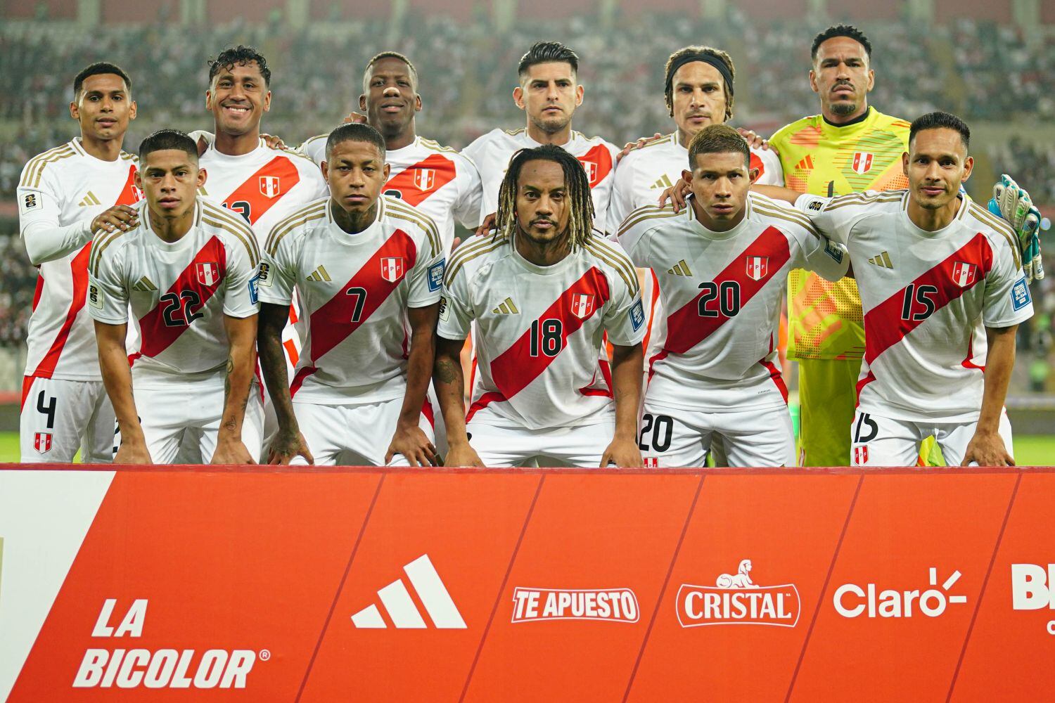 ‘La Bicolor’ jugará los últimos dos partidos de las Eliminatorias 2026 ante las selecciones de Uruguay y Paraguay. (Foto: ITEA / FPF)