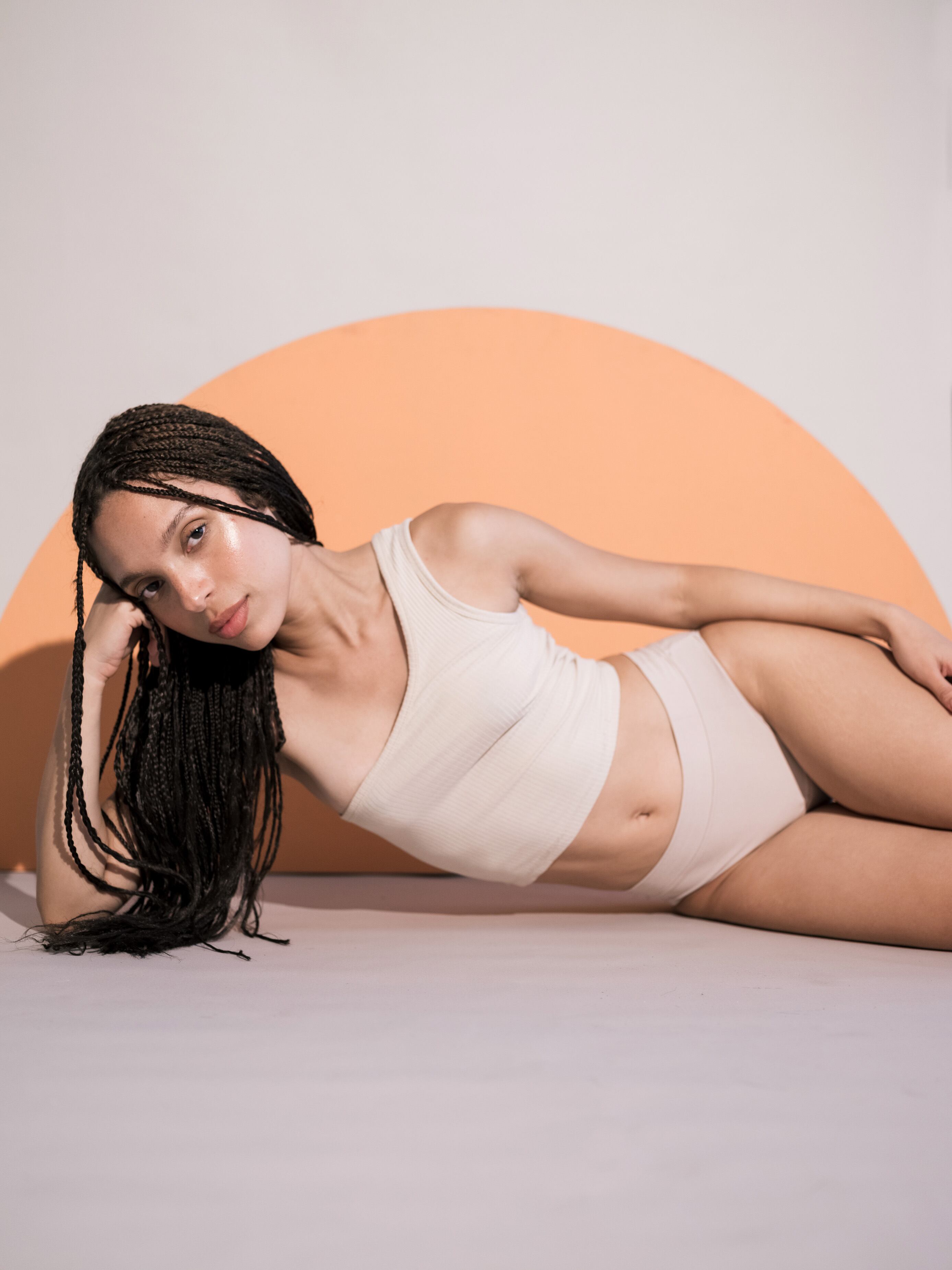 LOS CALZONES DE NUDAH BASICS ESTÁN ELABORADOS CON 100% ALGODÓN PIMA ORGÁNICO Y MICROFIBRA, UNA TELA SUAVE Y FLEXIBLE QUE SE ADAPTA A LA SILUETA. (Foto: @capitolioccs)