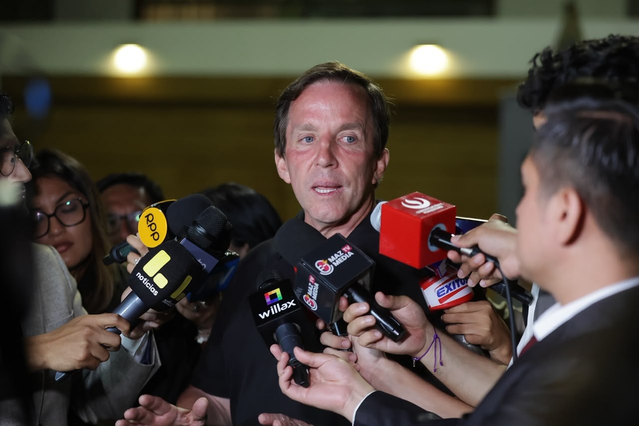 Francis Allison sobre Rafael López Aliaga: “Creo que el Jurado tiene que darle la credencial a quien gane la elección”
