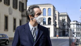 Lombardía, el epicentro del coronavirus en Italia, multará con 400 euros a quienes no lleven mascarillas