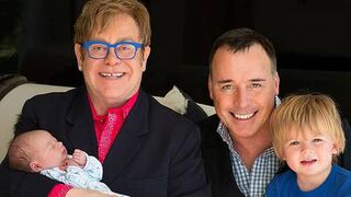 Elton John presentó a Elijah, su segundo hijo