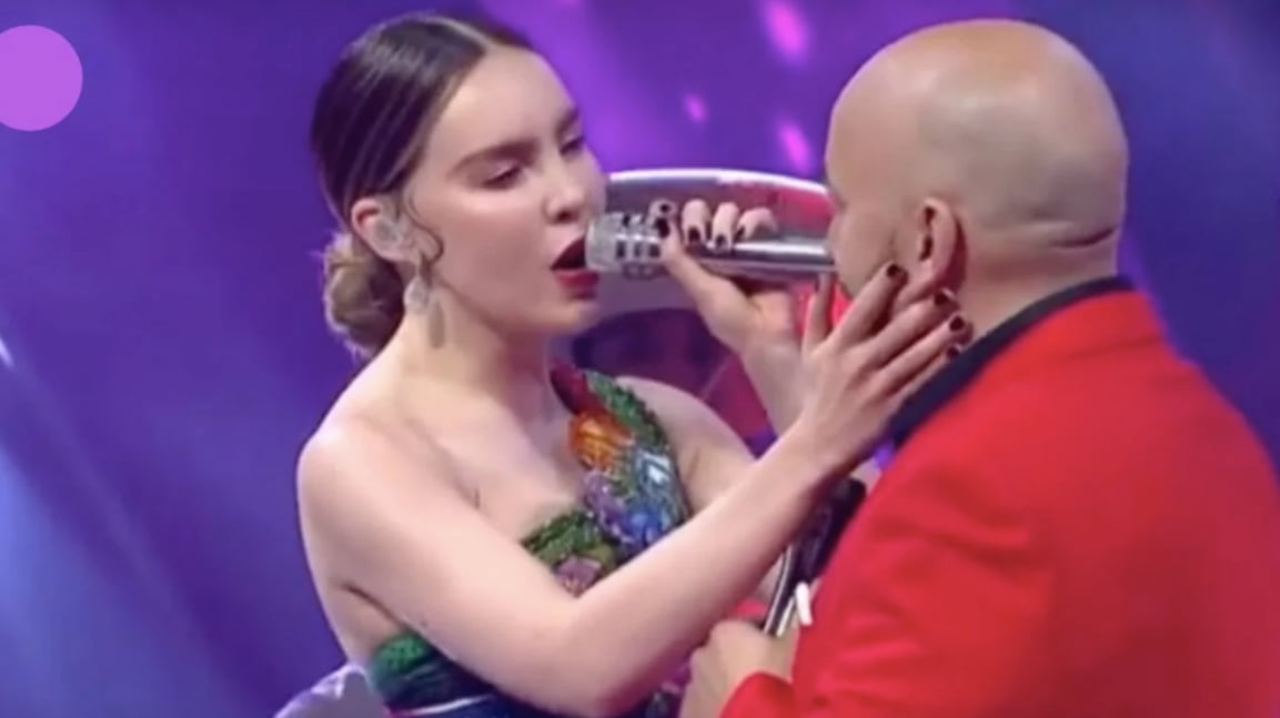 En “La Voz México”, Belinda y Lupillo Rivera interpretaron "Amor de los dos" juntos en el escenario (Foto: TV Azteca)