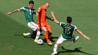 Holanda vs. México: el claro penal que no le cobraron a Robben