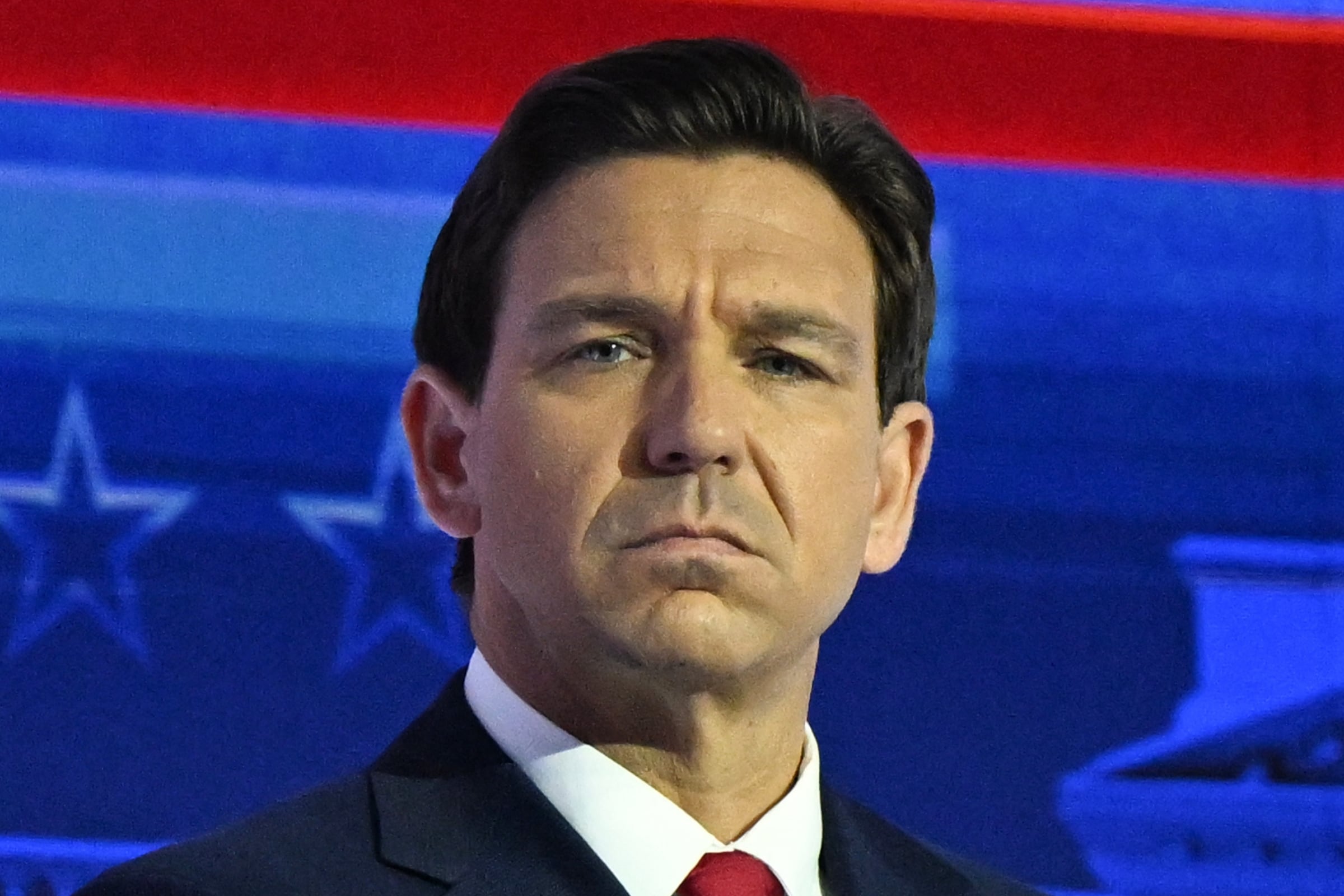 El republicano Ron DeSantis es el vigente gobernador del estado de Florida, Estados Unidos (Foto: AFP)