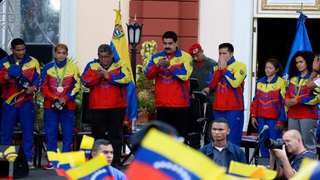 Medallistas de Río 2016 fueron recibidos como héroes [FOTOS]