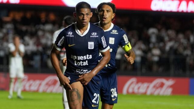 Kevin Quevedo fue la gran figura al marcar un golazo para el 2-2 de Alianza Lima en Brasil. (Crédito: AP).