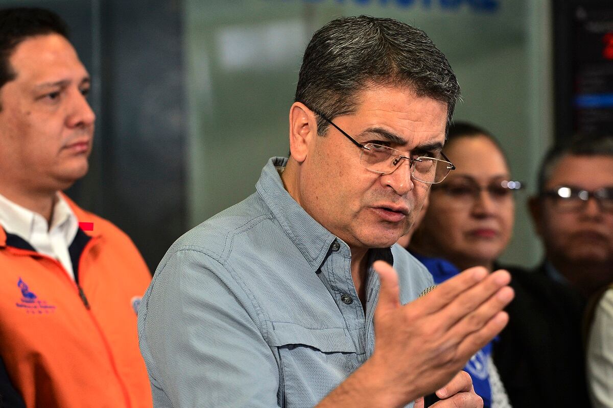 Juan Orlando Hernández regresará en julio a Honduras tras suspenderse la orden de captura