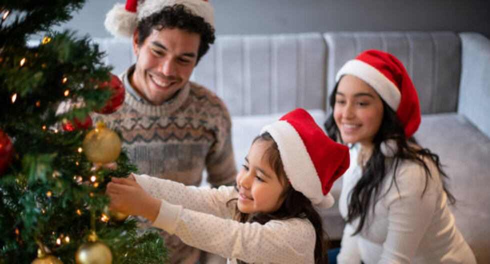 Feriados de diciembre 2023: Qué días abarca el feriado largo por Navidad y quiénes descansan