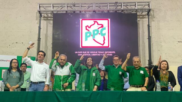 Designan a Carlos Neuhaus como nuevo presidente del Partido Popular Cristiano (PPC)