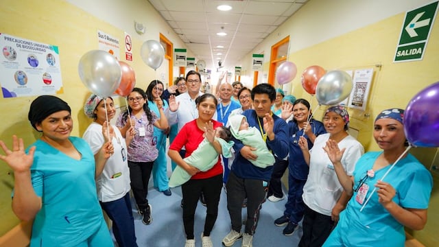 INSN de San Borja: bebés siamesas fueron separadas con éxito tras aplicación de modelos 3D y realidad virtual en la operación