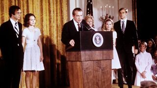 Hace 50 años estallaba en EE.UU. el mayúsculo escándalo de Watergate: esto es todo lo que debes saber
