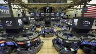 Wall Street cierra mixto, con el Nasdaq lastrado por las tecnológicas