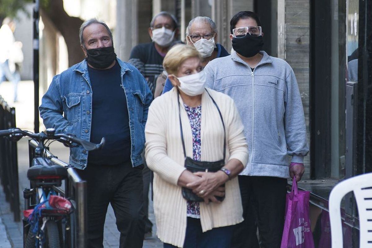 El ministro de Economía, Luis Caputo, había anticipado el lunes pasado que se iba a otorgar un bono junto a la recomposición de las jubilaciones (Foto: La Nación de Argentina, GDA)