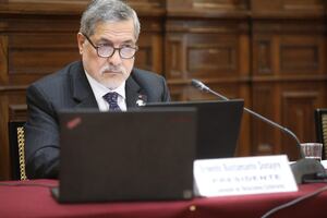 Ernesto Bustamante: “No hay una condición biológica, aparentemente, que incentive a las mujeres a participar en ciertas ciencias”