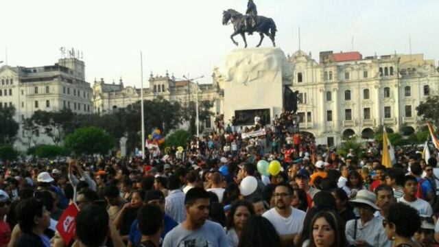 #UnionCivilYa: diversas personalidades apoyaron marcha en Lima