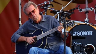 Eric Clapton, una vida de excesos “salvada por la música” 