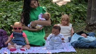 “Bebés reborn”, la fiebre de los muñecos hiperrealistas que abre la polémica en Brasil