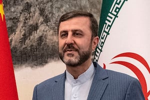 Irán reitera que el derecho a enriquecer uranio es una “línea roja y no es negociable”