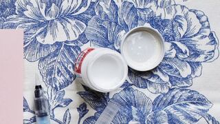 El pegamento casero que puedes crear con solo dos ingredientes