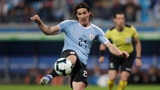 Uruguay: Cavani igualó a Forlán como tercer jugador con más partidos