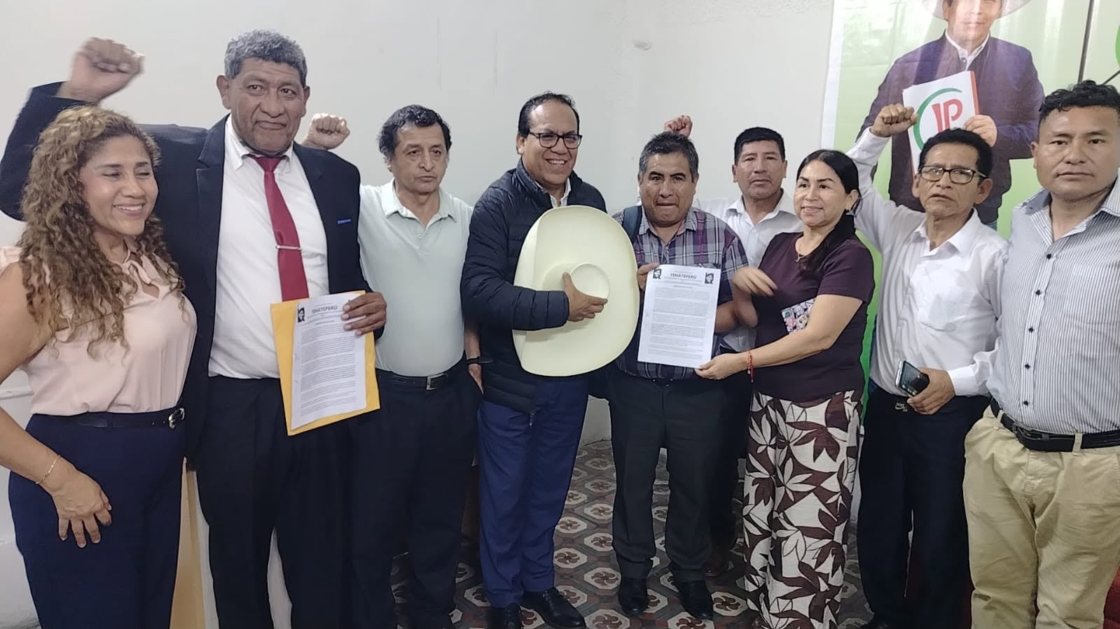Juntos por el Perú impulsa Proposiciones Legislativas que figuran en acuerdo firmado con el Fenatep