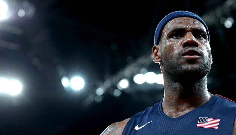 El basquetbolista estadounidense LeBron James figura en la lista de las cien personas más influyentes de todo el mundo difundida por la revista Time. (Foto: Getty Images)