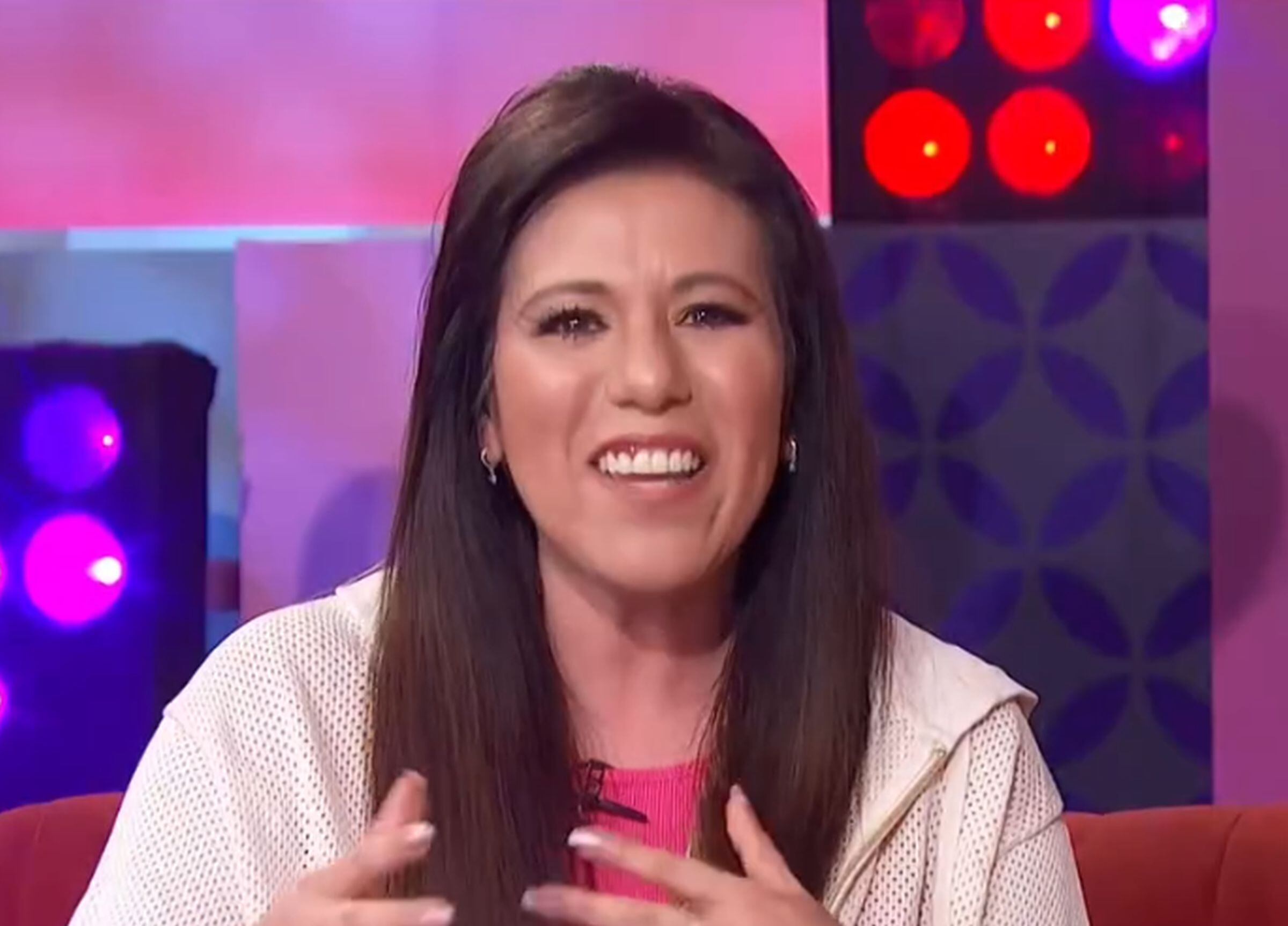 Según indicó la psicoterapeuta, uno puede amar a muchas personas al mismo tiempo. El tema es saber darle a cada una el lugar adecuado. (Foto: @cuentameloyaof / Instagram)