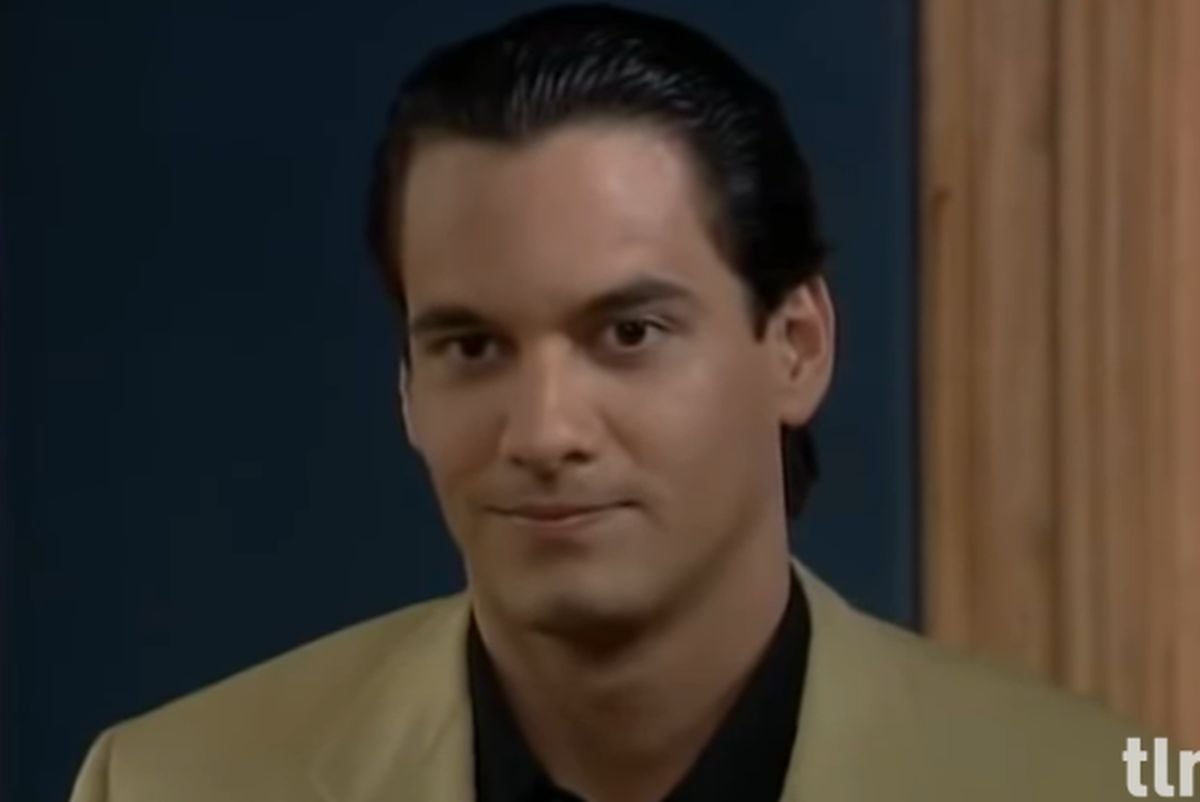 Mario Cimarro como Luciano (Foto: Televisa)