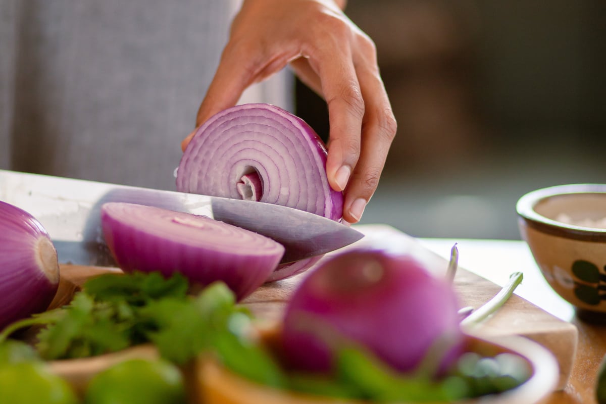 Conoce el truco de cocina para eliminar la intensidad de la cebolla. (Foto: Pexels/ Los Muertos Crew).