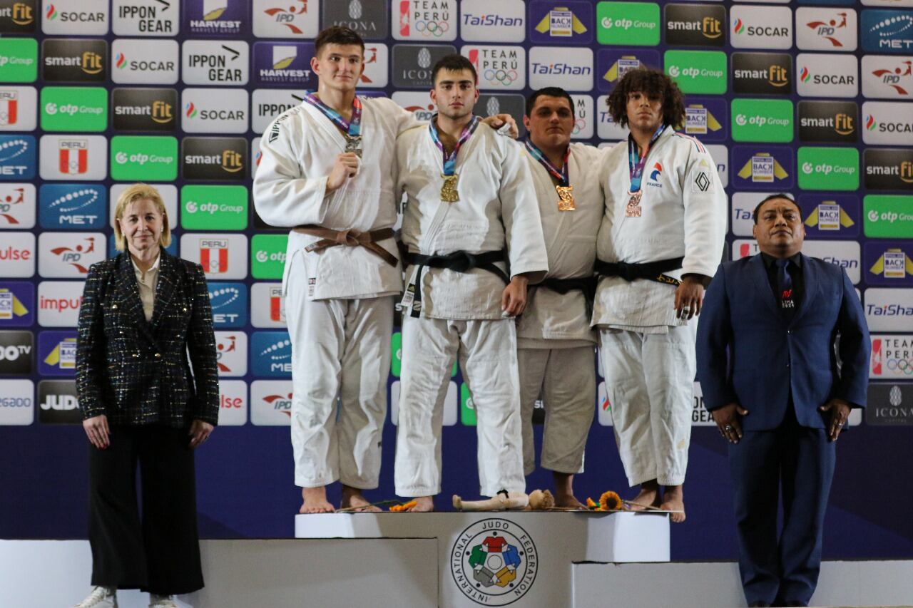 La representación rusa que participó con la bandera de la Federación Internacional de Judo (IJF) fue el ganador del medallero general con tres preseas de oro.
