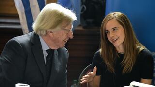 Emma Watson pide más mujeres en el poder a su paso por Uruguay