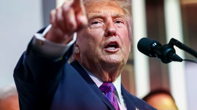 Trump da a Irán un ultimátum para cerrar un acuerdo nuclear en los próximos días