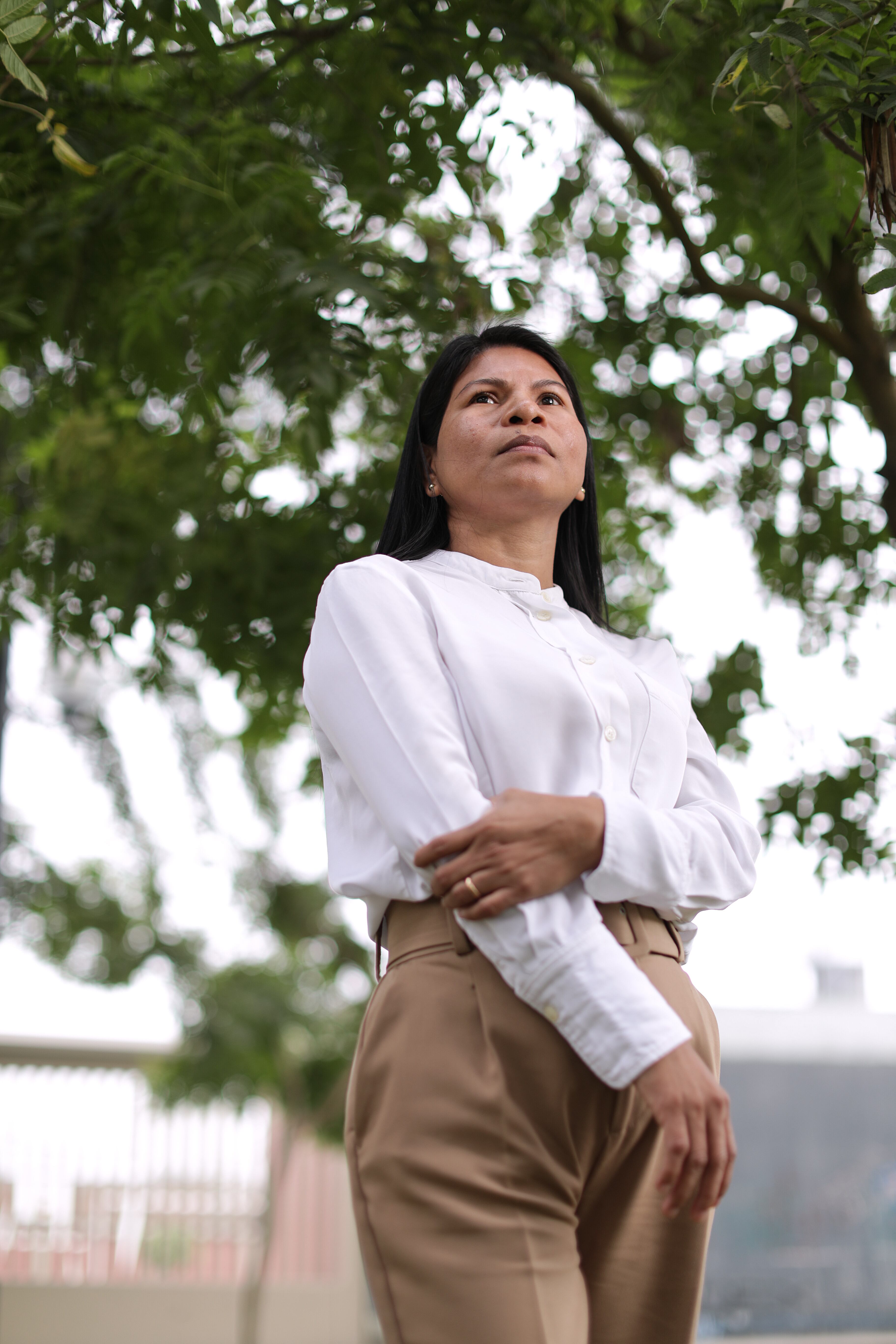 “Eariki” celebra la capacidad de los pueblos indígenas para navegar y transformar la modernidad, reafirmando su identidad y derechos. (Foto: Alessandro Currarino)