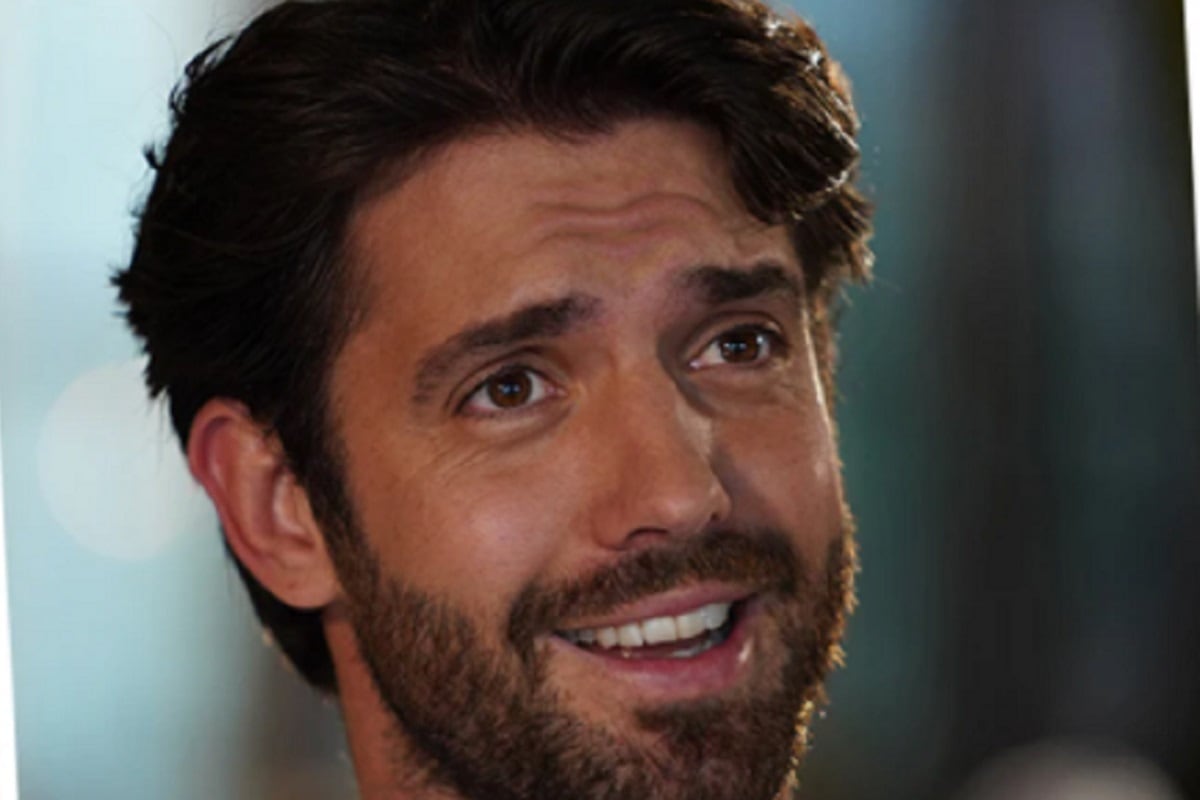 Serkay Tütüncü como Ozan Dinçer en "El hombre equivocado" (Foto: Gold Film)