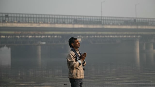 Contaminación ambiental agrava los trastornos de salud mental, según un informe