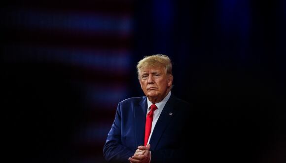 El expresidente estadounidense Donald Trump habla en la Conferencia de Acción Política Conservadora 2022 (CPAC) en Orlando, Florida, el 26 de febrero de 2022. (Foto de CHANDAN KHANNA / AFP)