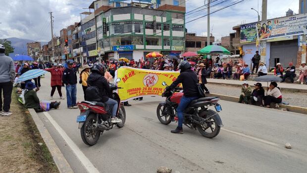 se sumaron moteros a paro de transportistas en Huancayo