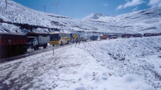 La Carretera Central está bloqueada por una fuerte nevada