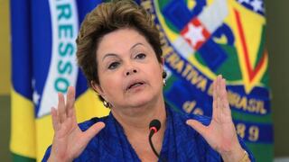 Rousseff anunció “reforma política y gran pacto” en medio de protestas en Brasil