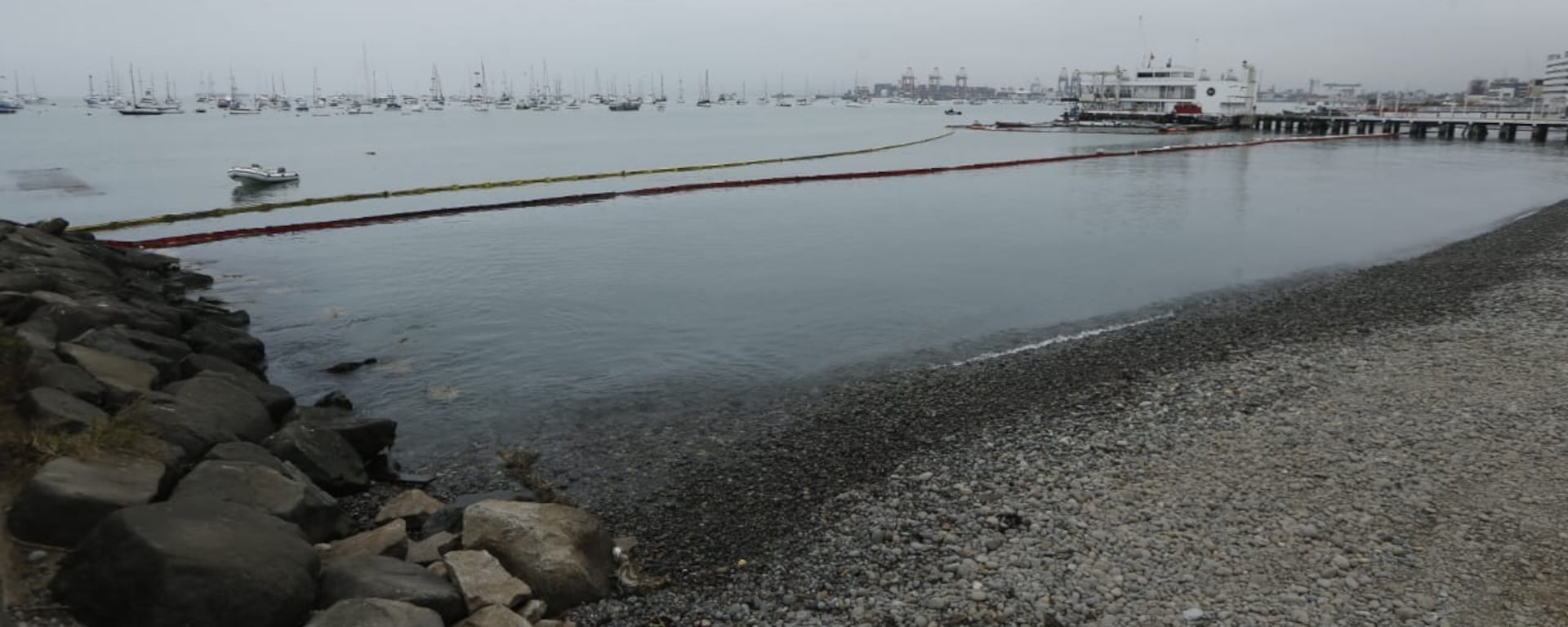 Derrame de petróleo en el mar de La Punta: ¿Qué están haciendo las autoridades para mitigar los daños y qué peligros implica?